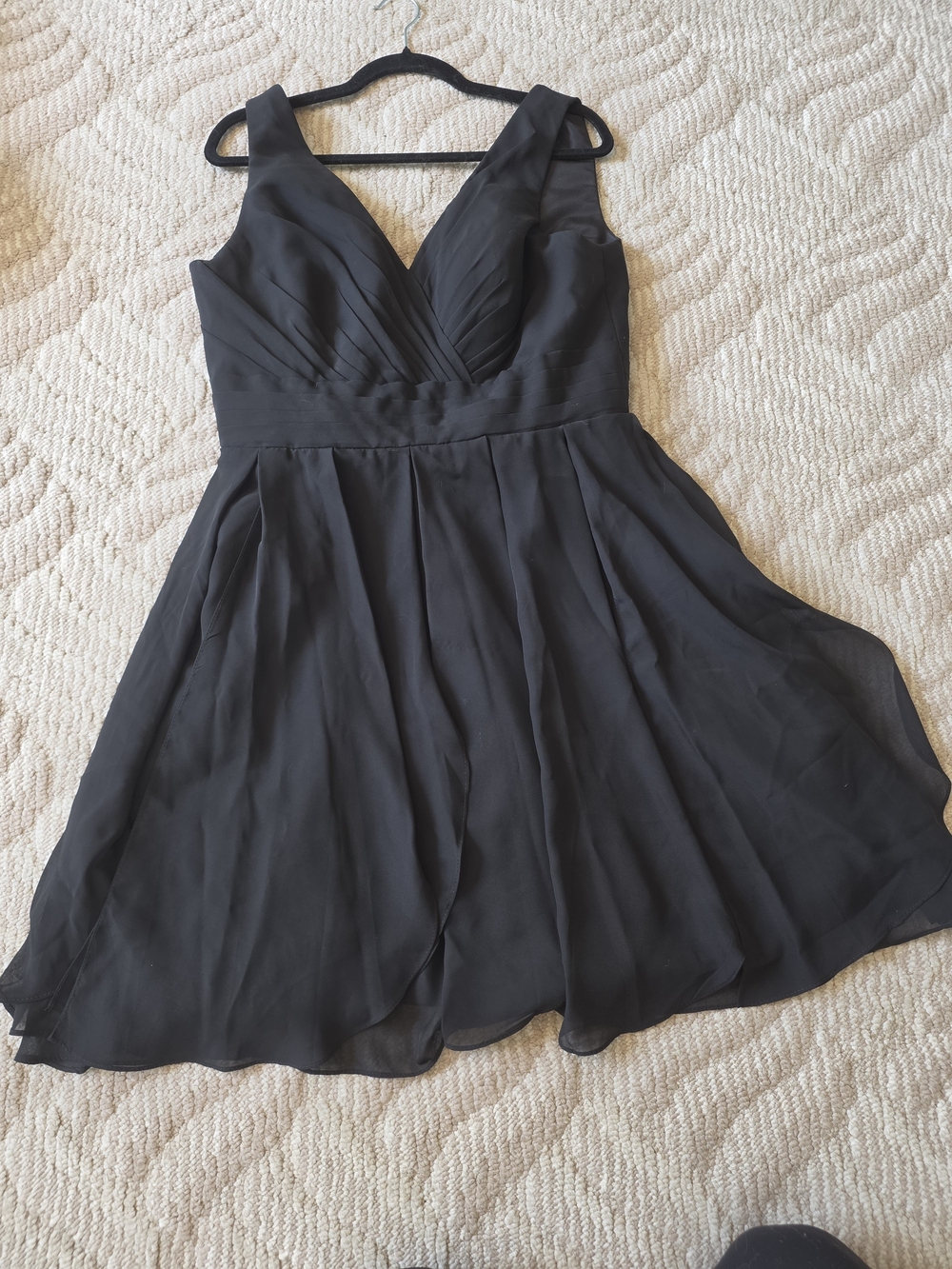 Elegant V-Neck Black Women’s Dress